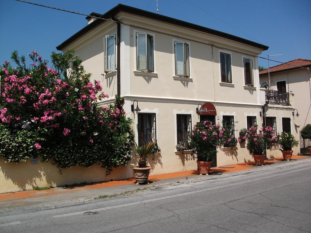 Bed And Breakfast Di Manu Taglio Di Po ภายนอก รูปภาพ